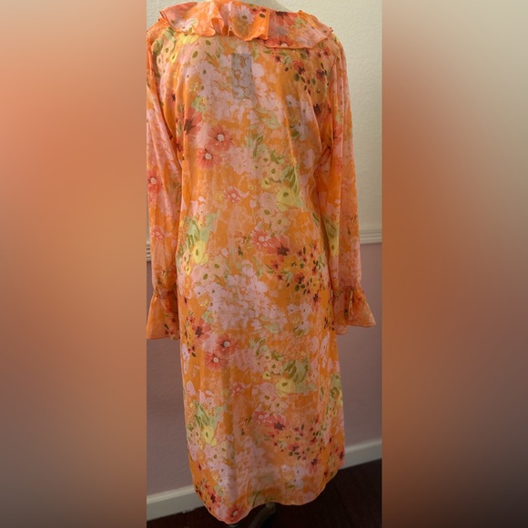 Floral Ruffle cover up - Picture 7 of 8